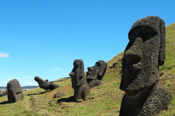 Moais de Rapa Nui conheca Ilha de Páscoa.